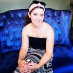 Robin Sachs - @babyknees - Instagram