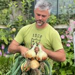 Rob Smith - Garden Writer and Veg Grower - @robsallotment - Instagram
