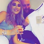 Rob Williams - @robbiewills32 - Instagram