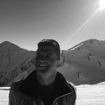 Robb Walkersr - @robbwalkersr - Instagram