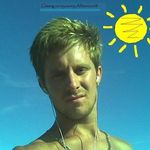 Rob Abbott - @robbiebobbie2020 - Instagram