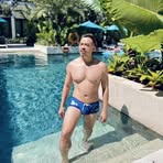 Robbie Chen - Facebook