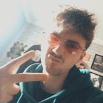 @robbie_greer - Instagram