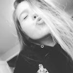 Robyn - @robbylynn.12 - Instagram
