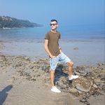 Robert Abrahams - @robertabrahams - Instagram