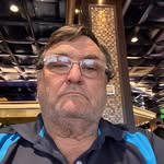 Robert Aker - @robertb.aker - Instagram