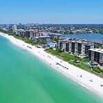 Robert Alpizar - @vanderbiltbeachcondos - Instagram