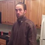 @robert.standing_in_thekitchen - Instagram