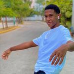 Robert Arias - @robert__arias - Instagram