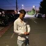@robert_avram_ - Instagram