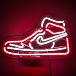 Robert Bencomo - @bencomokicks - Instagram