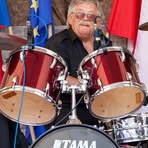 Robert Blaha - Facebook