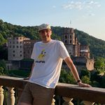 Robert - @robert_bloomberg - Instagram