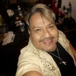 Robert Briones - @robert.briones.906 - Instagram