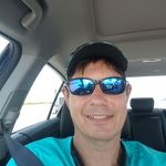 Robert Britton - @beeshoneyfarm - Instagram