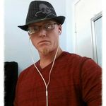 Robert Chapple - @sirfluffyyummypants - Instagram
