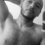 Robert Chavis - @chavis.robert1990 - Instagram