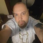 Robert Chavis - @beth.poole.1441 - Instagram