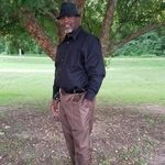 Robert Crossley - @crossley8138 - Instagram