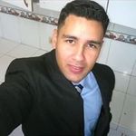 Robert Alexander Curiel - @robert_alexander_92 - Instagram