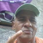Robert Cuza - Facebook