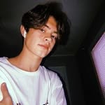 @robert_dadeshqeliani12 - Instagram