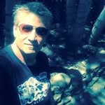 Robert Danley - @flirtingbassman - Instagram