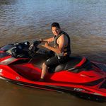 Robert davalos - @robertdavalos07 - Instagram