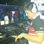 Robert Davalos - @robertdavalos - Instagram