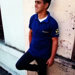 Robert Davalos - @davalos.robert - Instagram