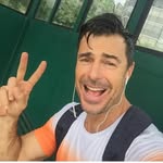 @robert.deroy - Instagram