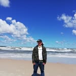 Robert Dworak - @robertdworak40 - Instagram