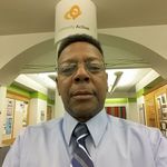 Robert Estes - @robert.estes.1217 - Instagram