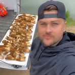 Robert Fred - Facebook
