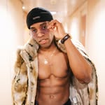 Mr. Robert El Gatillo - @mrrobertelgatillo - Instagram