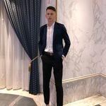 @robert.gee - Instagram