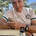 Robert Glatzer - Facebook