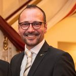 Robert D. Hamburg - @ecorce_dor_des_sense - Instagram