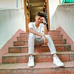 Rahul Hansda - @robert_hansda - Instagram