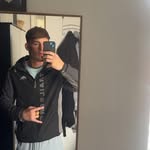 Robert Hickson - @robert.hickson_1 - Instagram