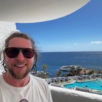 Robert Hole - @sampola24 - Instagram