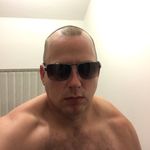 Robert Howells - @rob_dog_86 - Instagram
