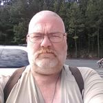 Robert Hyde - @robert.hyde.923 - Instagram