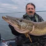 Robert Iwan - Facebook