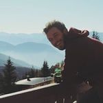 Robert Janos - @robertjanos16 - Instagram