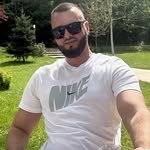 Robert Krasniqi - @robertkrasniiqii - Instagram