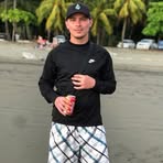 Robert Leiva - Facebook