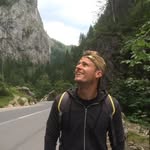 Róbert Leveleki - @robertleveleki - Instagram