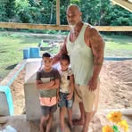 Robert Lo - Facebook