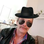 Robert Lojewski - Facebook
